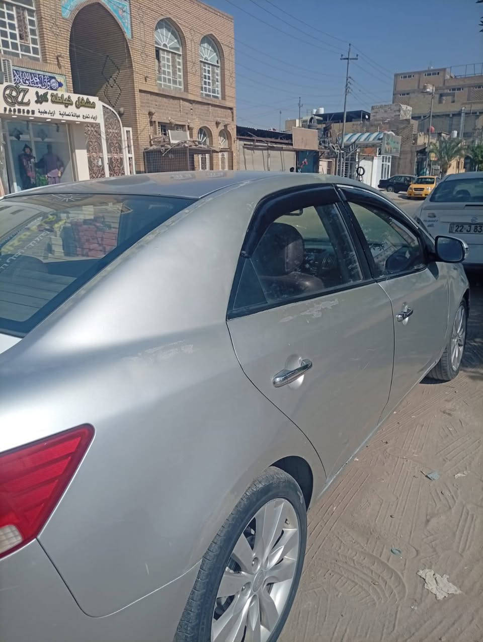 بسم الله سيراتو ادوات خليجي البيع مواصفات بصمه تشغيل بصمه بيبان تحكمات استيرن جهتين كشنات تبريد تدفئ استيرن هيتر ابلوتوث ويل كب تخم تاير اشاير مري  محرك 1600 دوش مري شفط جاهزه وكامله سياره مكان نجف سعر 43وبيها مجال ***********
