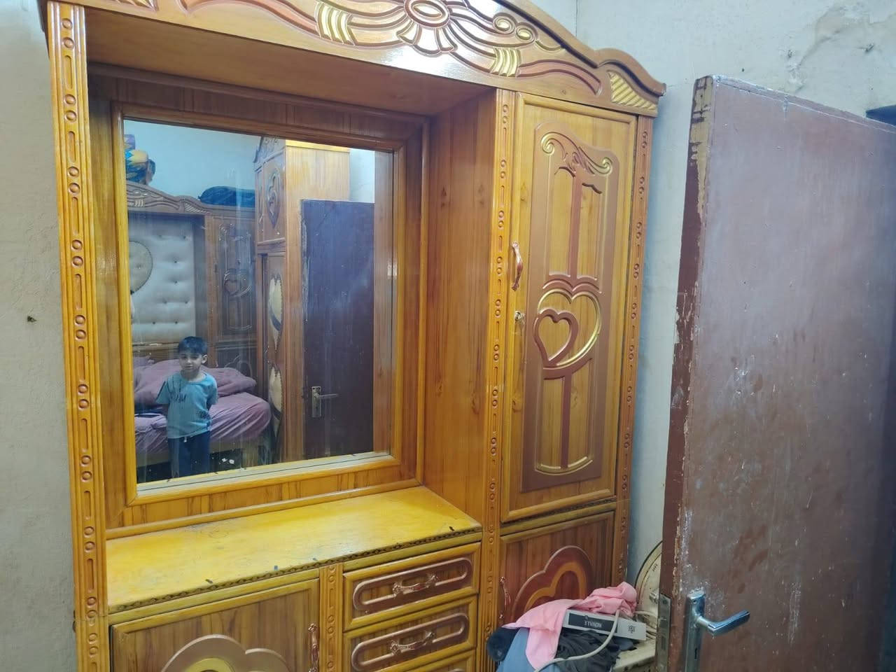 سلام عليكم غرفت نوم خشب 6 منلي نجارة عراقيه غرفه تحفه شراي يجي خاص ***********
