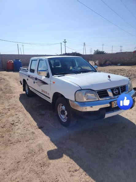 نيسان موديل ٢٠١١ سياره خير من الله محرك اكسن كير مكفول سياره نضيفه بيه ضربه بصيطه بل بجم والباقي ع شرط رقم بصره السعر ١٢٠ وبيها مجال الشراي يتصل ***********
