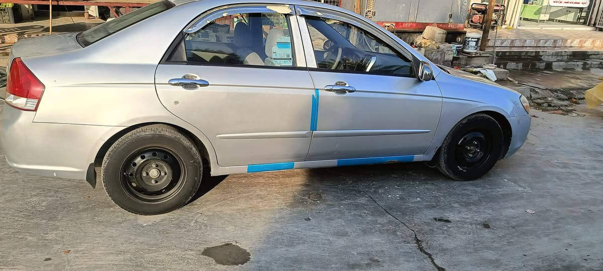 سلام عليكم سبكترا ٢٠٠٩ نضيفه وارد أمريكي رقم ديالى بأسمي تحويل مباشر للستفسار ***********
