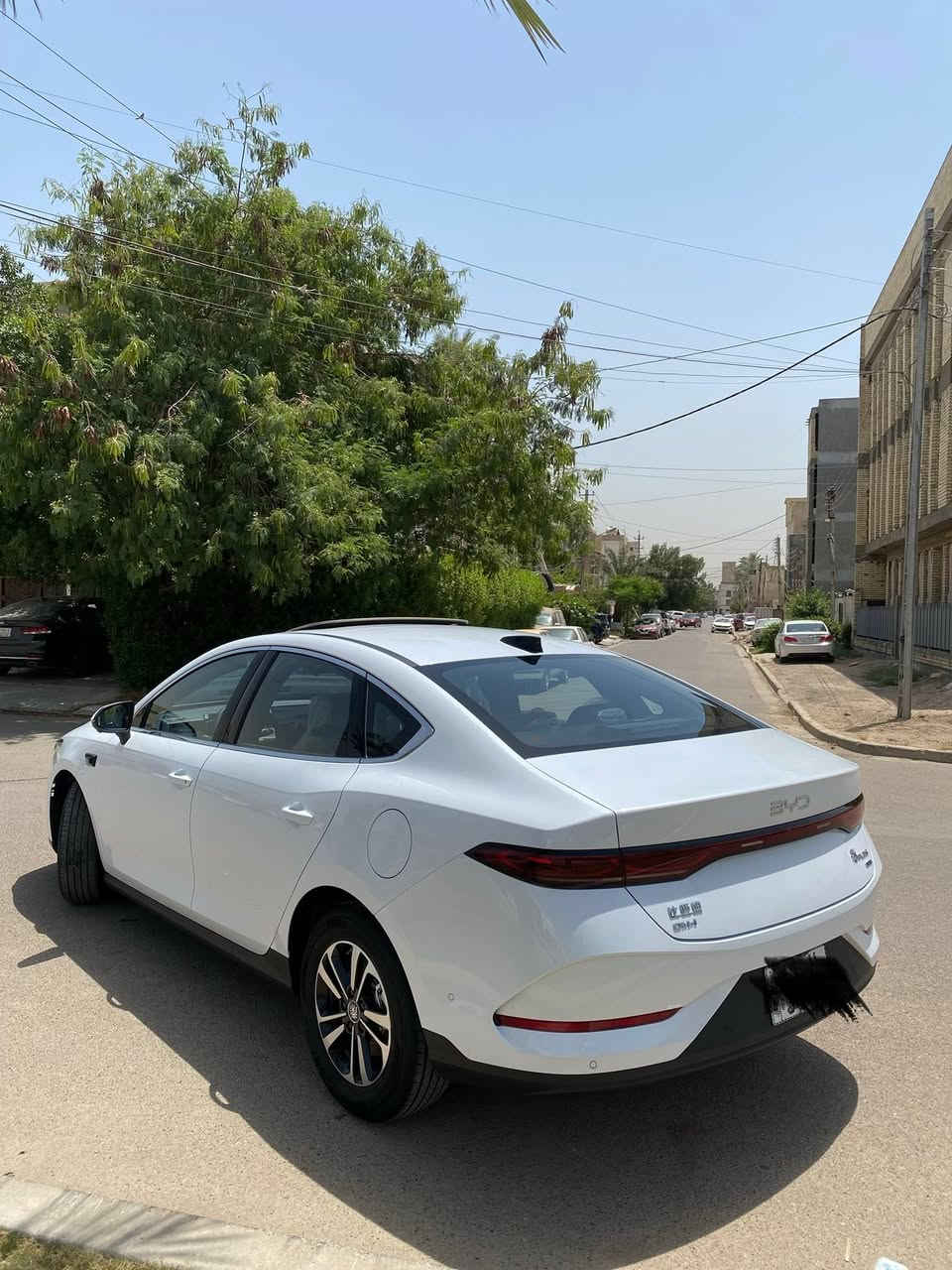 السلام عليكم للبيع فقط كن بلاس
الفووول ام ال١٣ كامره 
اوتو بارك 
سلايت روف 
مواصفات الفول معرووفه 
ماشيه ٥الف 
مكفوله كفاله عامه 
مكان السياره بغداد السيديه 
***********
