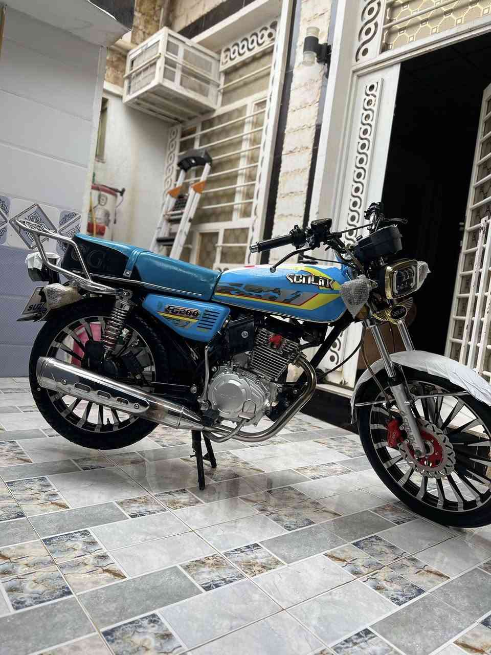 السلام عليكم سيفان ٢٠٢٥ البيع كفاله عامه محرك ما مفتوح بيه بس رصعه ب تانكي الباقي كله كفاله مكان ديالى بعقوبة رحمه سعر ٧٢٥ بيها مجال لشراي رقم الهاتف للاستفسار ***********
