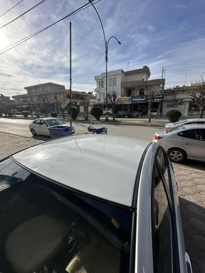 ئەڤانتی 
٢٠٠٨
سەقف و گێڕ و مەکینە بەشەرت
دەعامی بۆ دەعامی بەشەرت
کەڤەر گۆڕاو و خایس بەشەرت
فوول فوولە بەس سڵاید نییە
تەبریت لەمس
ئاوێنە شەفت
کوشن جڵد و هیتەر
٢٥٠ مەسرەفی نییە
تەبریت ساردی و گەرمی بەشەرت
برێک بەستراوە
سەیارەکە قەپ و قۆپی نییە
سعری ٥٤ گەڵاو مەجالێکی کەم
0750 171 5950
