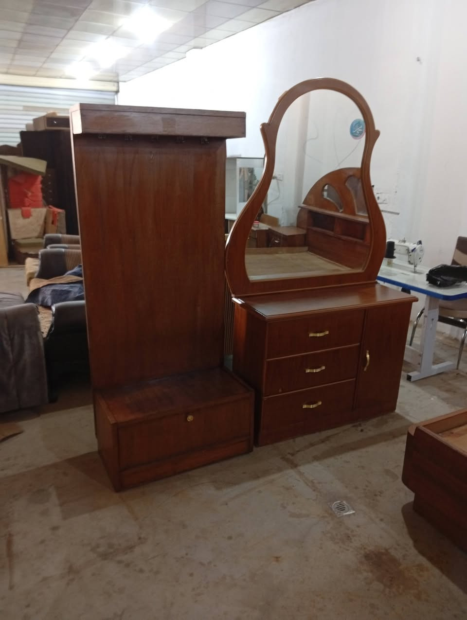 غرفة نوم صاج كلش نضيف خشب ثقيل 375للستفسار
***********او***********
