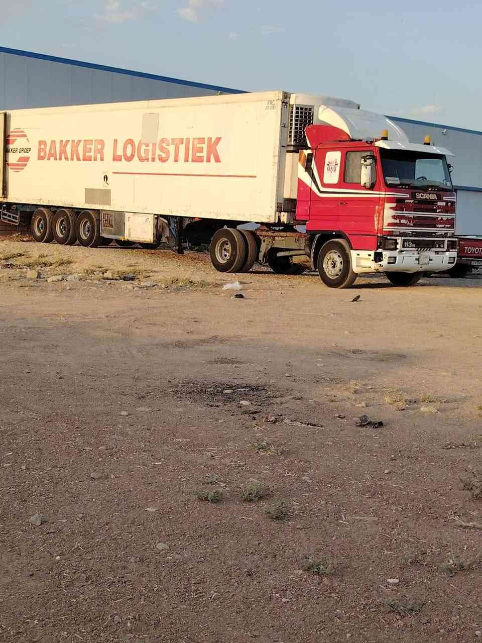 للبيع براد شمتز جهاز سميكس غاز 12 طخم تاير المكان الموصل السعر 65 التصال على رقم ***********///***********
