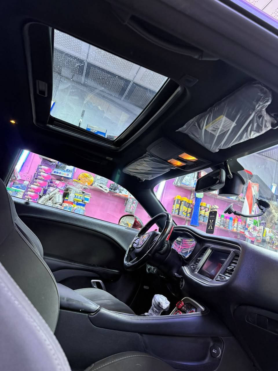 جالنجر موديل 2020 وارد امريكي اس ار تي هاج باك مكينه 8 سلندر 6400 سرعة السيارا 392 تقرير وي المنشور بيع او مراوس السيارا رقم بغداد انكليزي تحويل مباشر سعر 167 مجال قليل ***********
