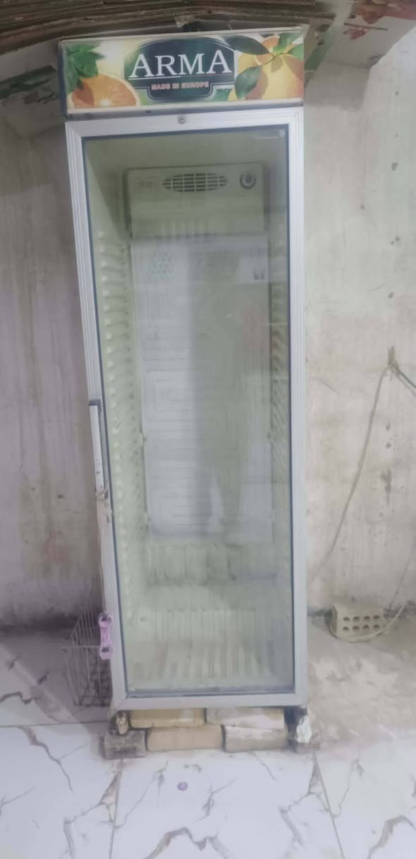 عارضات للبيع سعر الواحد200قفل شرط التشغيل والتبريد وماداخلات تصليح ***********
