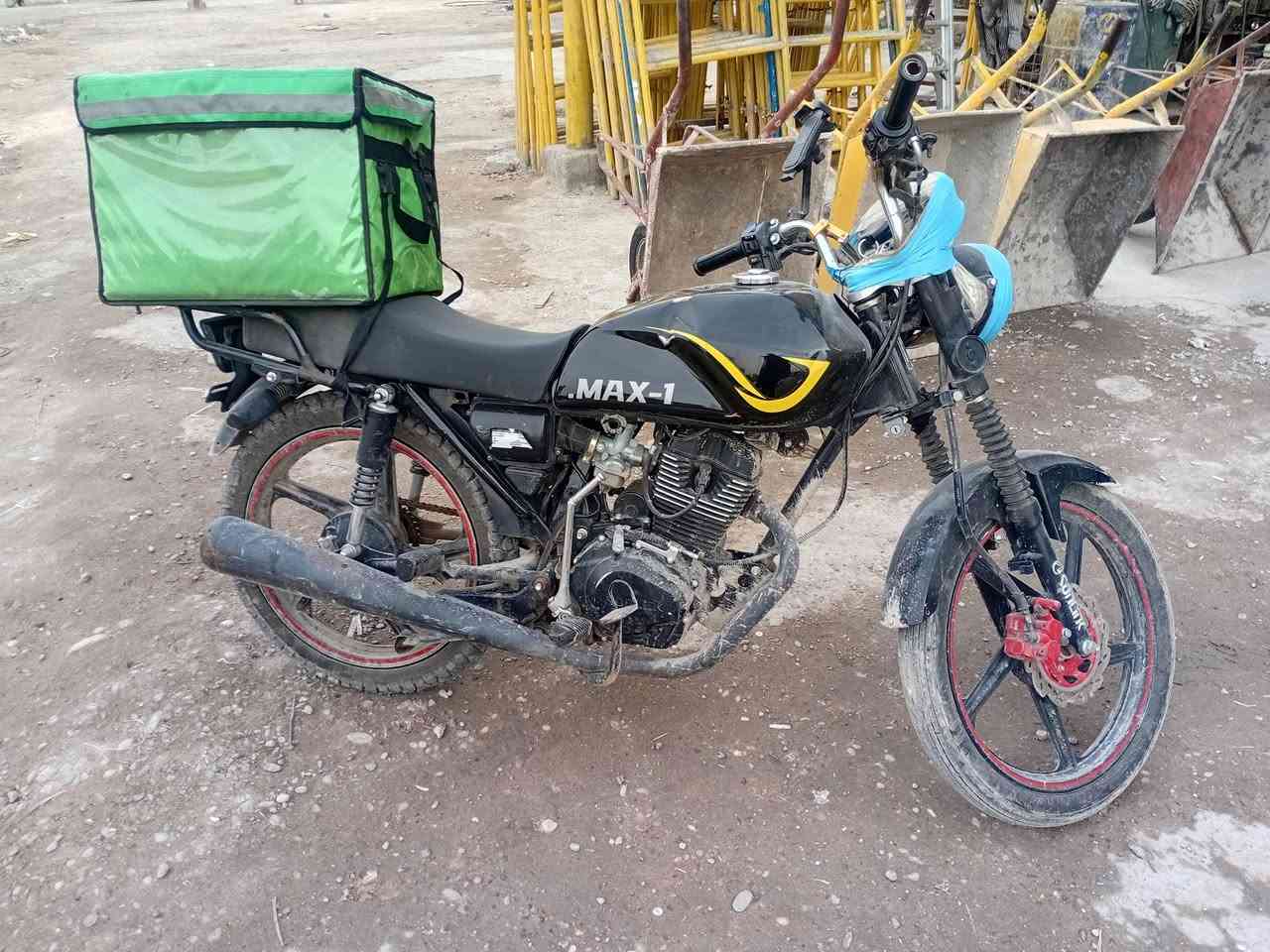 سيفان ٢٤ للبيع 
***********
