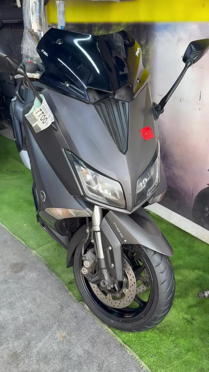 تحيه حب وحترام الى كل عشاق السلفر ونج
متوفر سلافر 400$600
كل الدراجات شرط الظمان 
اخوكم علي مدلل
مكان مدينه الصدر قطاع 41 
اخوان تبدي السعار من 20 الى 30 
حسب مواصفات ورنبه 
***********
