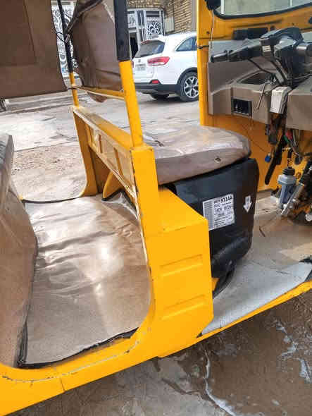 السلام عليك تكتك موديل 20 شهر 5 للبيع رقم واسط باسمي تحويل ثاني يوم تكتك مكفولة من الضربة والمعجون قطره معجون ما بيها فقط صبغ جماليه  السعر 5800 وبيها مجال ***********
