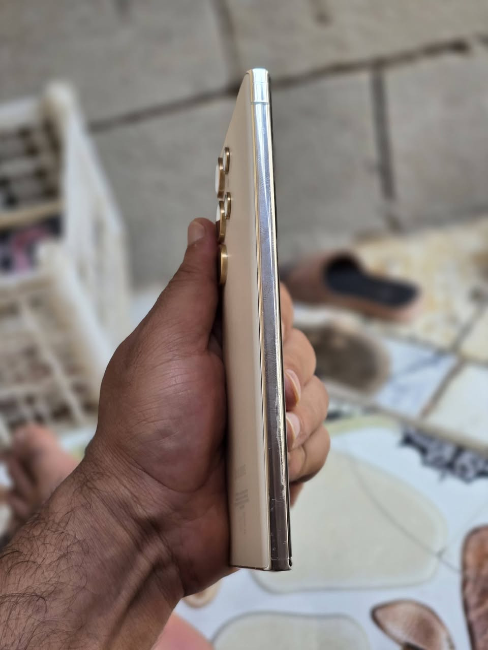 سامسونك s23 الترا ذاكره 256 عشوائيه 12 نضافه 100 شرق اوسط دبل عربي لون عسلي جهاز بعده بلزكاته وحافضه وعدسات فقط بدون كارتون سعر 750 مجال حك جيه توصيل متوفر ***********
