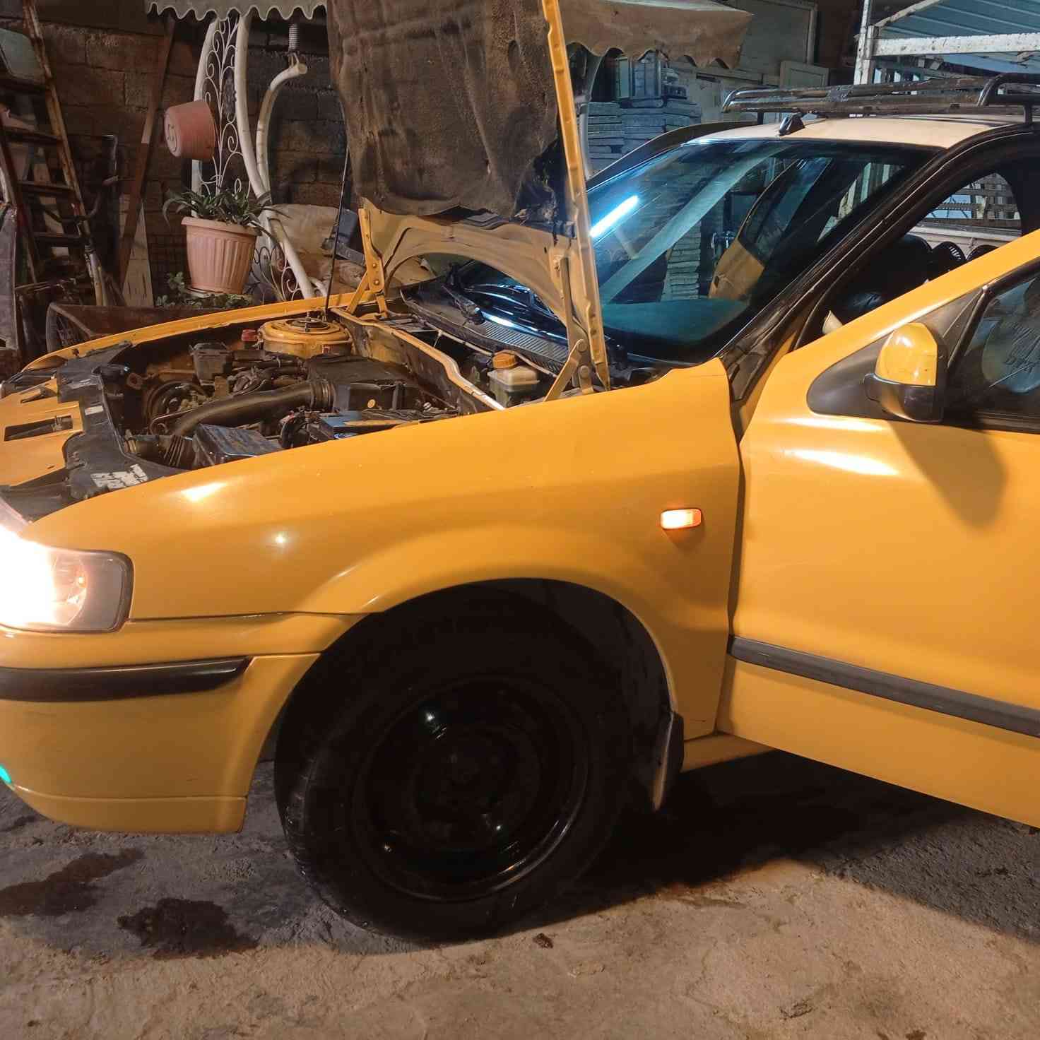 السلام عليكم
سمند ١٢ مال بيت يعني ماشتغل بيها سياره تبريده شغال للبيع  رقم بغداد تفاصيل خاص..***********

السعى 42 وبيها مجال لطيبين معقوله محد يدور نضيف..

