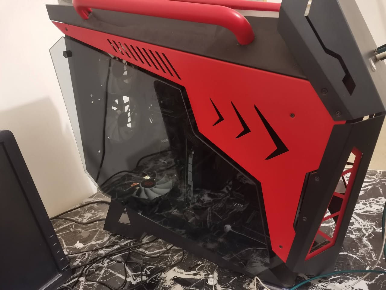 السلام عليكم
كيس + يوبي اس اوفلاين باور ماكس يجي بي حماية 1500va + شاشة + ماوس وكيبورد +  حساب ستيم اوفلاين بي ٢٩ الف لعبة وكل سلاسل رزنت ايفل وأي لعبة تحتاج موجودة مواصفات الكيس

CPU ) Ryzen 5 4500    سرعة 3.60GHZ ,6 انوية 

GPU )
RX 580 8GB

1x16 GB DDR4 3200 CL18 

NVMe M.2 128 GB + HDD 512 GB Toshiba 

المذربورد (Motherboard)
B450M Pro Max II 

Windows 11 Pro

الشاشة 75hz 

السعر 575

التواصل *********** وبي واتساب
