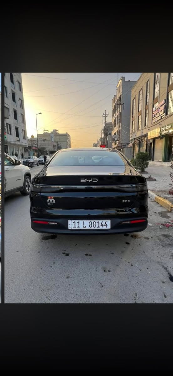 السلام عليكم سيل5 اسود ويل كروم
مواصفات السيل5 العاديه عليها رقم حلو 

ماشيه 12 الف البيع مكفوله الحمدالله 

بغداد *********** 

رايدها ب19 و800 وبيها مجال والسوك كلشي بي
