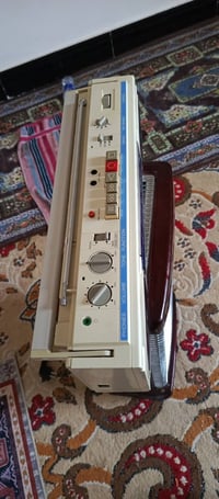 جهاز راديو مسجل سوني ياباني اصلي شغال بالكامل نظافه 100% ما ناقصه اي ش...