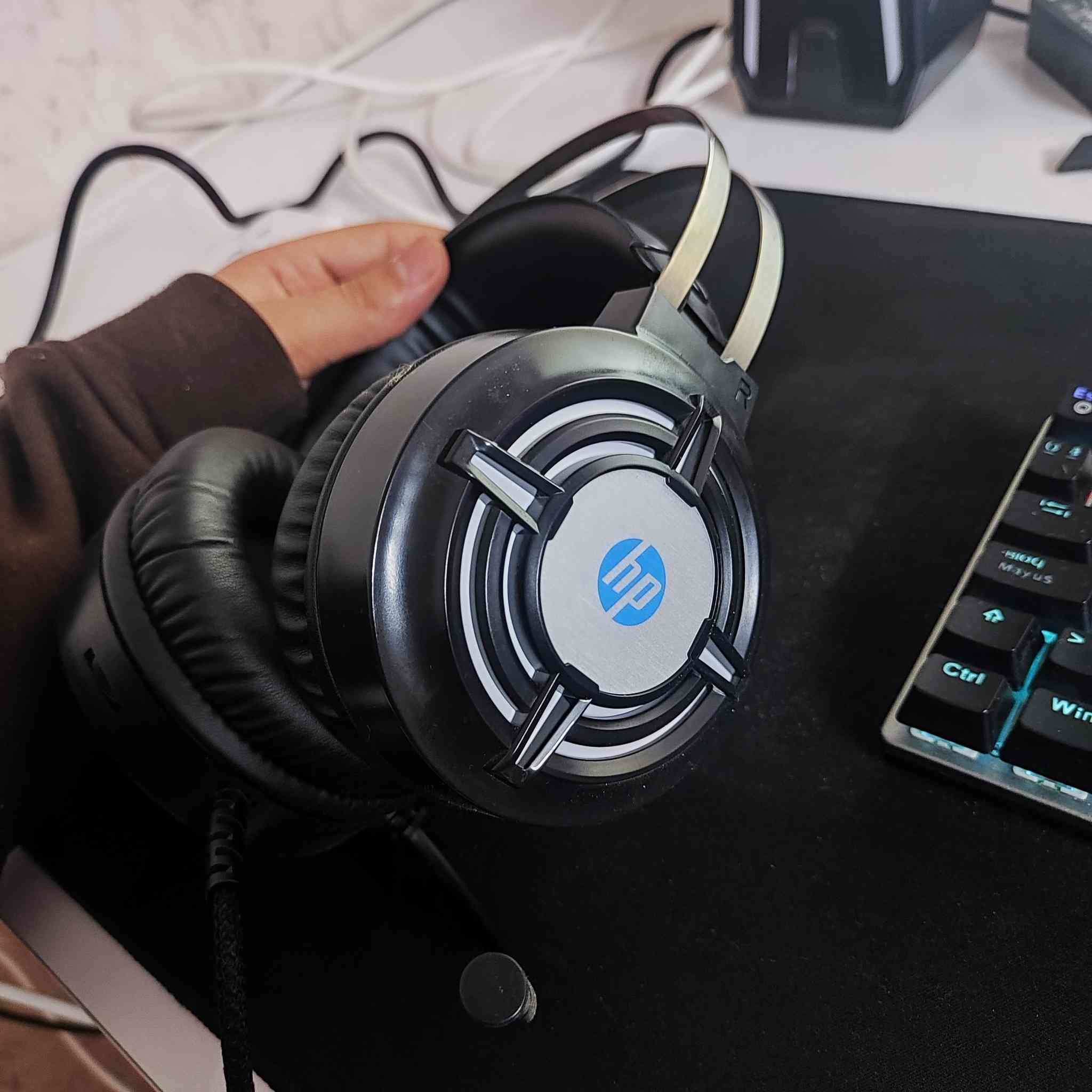 PC gaming & edit
المواصفات موجوده بلصور
للبيع سعر 1,700,000 قفل


**إذا كنت صاحب هذا الإعلان وتريد حذفه لأي سبب، رجاءا أرسل رسالة إلى الدعم الفني**