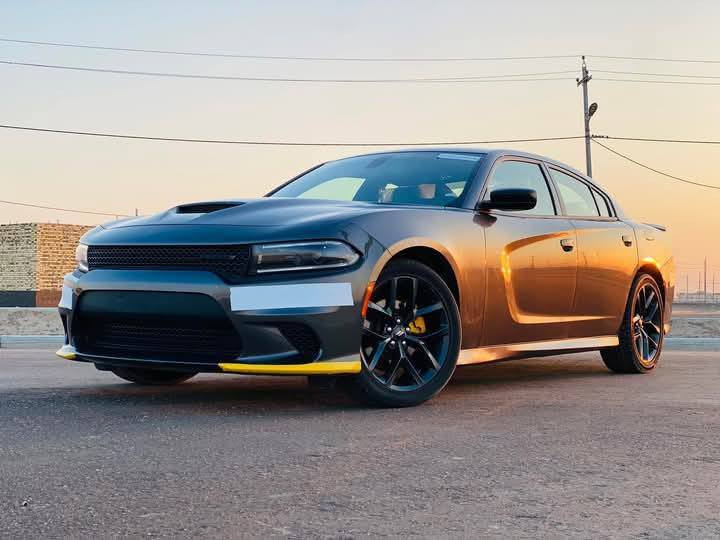 دوج جارجر موديل 23 أصل أخر اصدار 
مرقمه بغداد باسمي 
مواصفات GT
محرك حجم 3600
شاشه كبيره كار بلي 
كامره خلفيه دواره 
بصمه بيبان وتشغيل 
تشغيل عن بعد 
فول تحكم ستيرن 
رادار امامي جانبي 
حساس دعاميه خلفي 
تدفئه بالكشنات 
كشن كهرباء 
دبل كزوز 
ويل كب حجم 20 كروم 
هيتر بالمرايه 
المرايه قابله للطي 
اريل نفكيشن 
لايت ثلاث عدسات 
سياره جديده حادثها موضح بالصور تبديل باب نفس اللون وصبغ اسفل قبق البانزين بدون دواخل يرباك برده راجع سستم 
مكانها الديوانيه سعرها 270 وبيها مجال للاستفسار الاتصال على الأرقام *********** واتس اب 
***********
