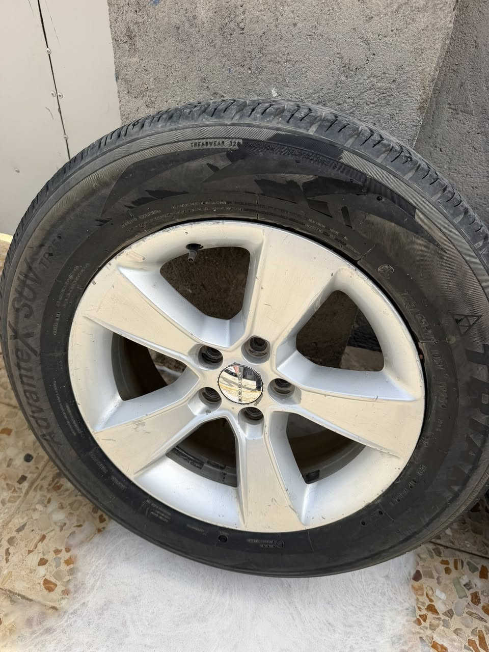 ويل حجم 18 stx مع تايرات نظيفات 75‎%‎ بيع كلي الويل مع التاير  425 الف مكاني البصرة 0773260044 
التايرات ماشي عليهن 3 اشهر فقط 
بيع فقط


**إذا كنت صاحب هذا الإعلان وتريد حذفه لأي سبب، رجاءا أرسل رسالة إلى الدعم الفني**