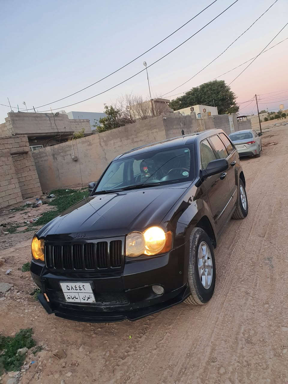 سلام عليكم شباب .جيب لاريدو للبيع او مراوس فئه أعلى ***********
