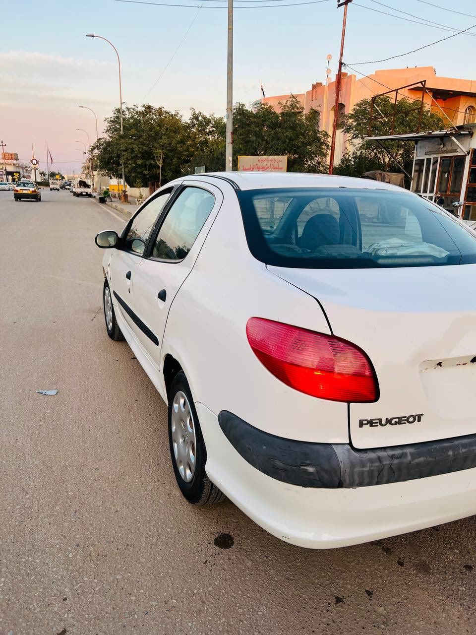 السلام عليكم
بيجو 206 موديل 2009 مال مزاد قرصها كامل من بغداد قرار 68
السيارة بدون ضربة بدون صبغ  كشرها بي ملاحضات جدا بسيطه
كهربائيات السيارة كلها بلاديه ماملعوب بيها ابد بدون اي جطل كلها شغاله  
ماشية 44 الف حقيقي 
السعر 44 وبيها مجال 
للاستفسار والاتصال
***********
