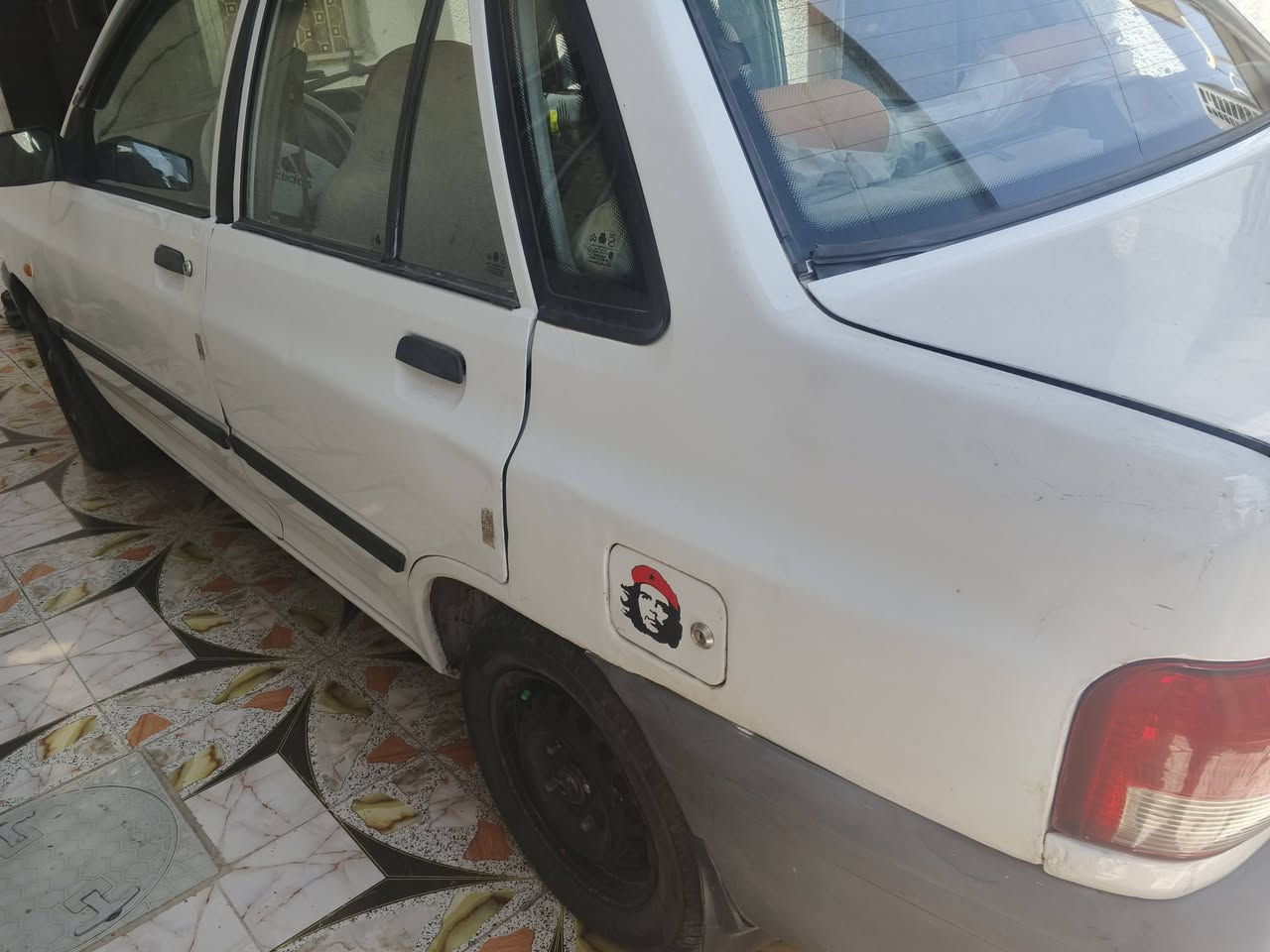 سلام عليكم سايبا موديل 12 رقم بغداد انكليزي باسمي هزه وسنويا جدد بعدهن محرك كير صدر كهربائيات تبريد ثلج مبدل بيها بس بنيد هاذ كل الي اعرفه عن السياره سعر 35وبيها مجال قليل رقم *********** واتساب شرط التحويل
