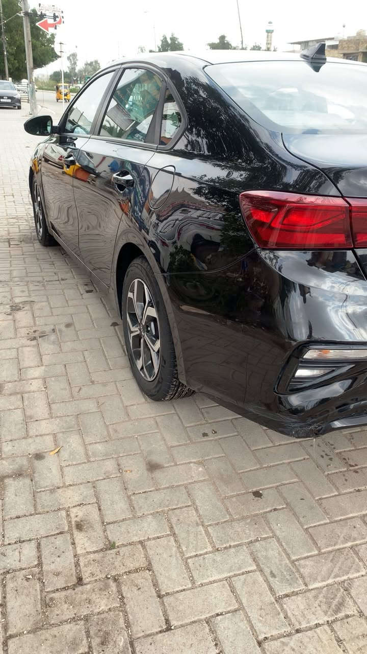 السلام عليكم فورتي امريكي موديل 19 حادثه جاملغين وبنيد يعني بيه 3 قطع سياره باسمي وسياره خير من الله كير محرك مكاني البياع الرساله قفل 108💵


**إذا كنت صاحب هذا الإعلان وتريد حذفه لأي سبب، رجاءا أرسل رسالة إلى الدعم الفني**