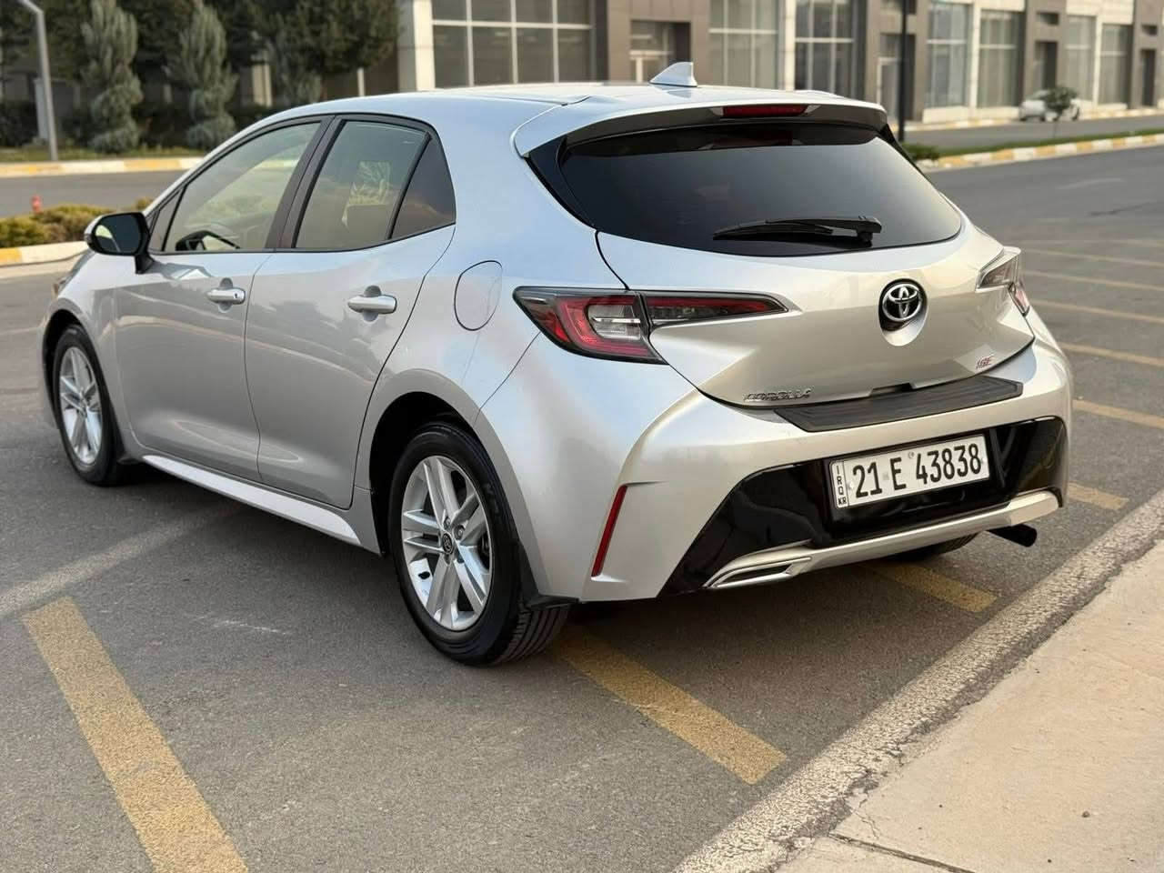 سلام عليكم كورلة هاتشباك للبيع موديل 2022 وارد امريكي سياره فول تحكم ستيرن + اشاير مري +تحديد مسار +قفل السرعة+شفتات ستيرن /مكينة حجم/2000/تخم تاير جديد وصور الحدث بالمنشور بدون دواخل ماشية 90الف سيارة خير من الله السعر 128 وبيها مجال للشراي العنوان بغداد الهاتف ***********
