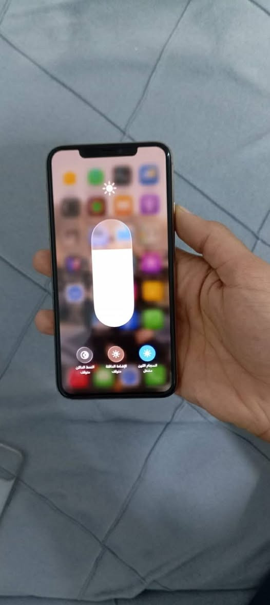 سلام عليكم ورحمة الله وبركاته
ايفون 11برو ماكس  الجهاز كبس فقط فوق الكاميرا فطر بسيط  ذاكرة 64 البطاريه 86     

العنوان  موصل للتواصل ***********

السعر 290
