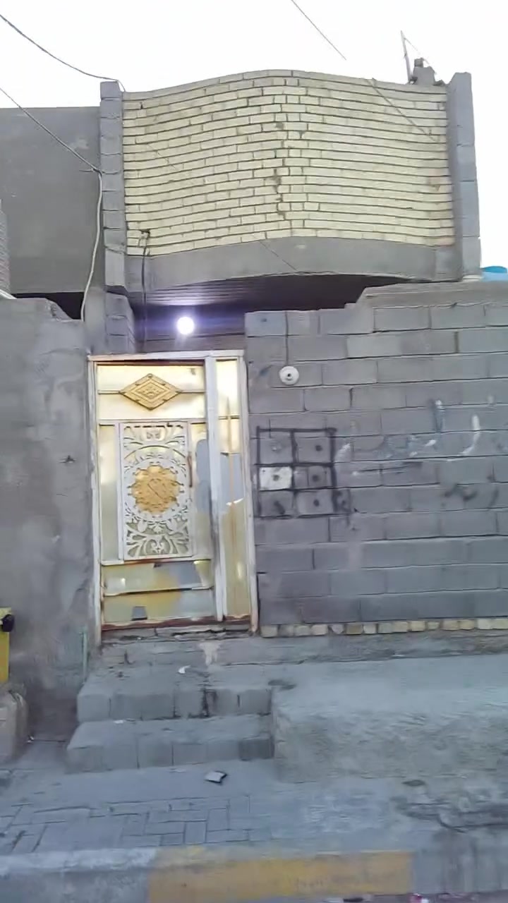 سلام عليكم بيت بقطاع صفر المساحه 80متر السعر 65وبي مجال قليل الاستفسار على هذه رقم***********

