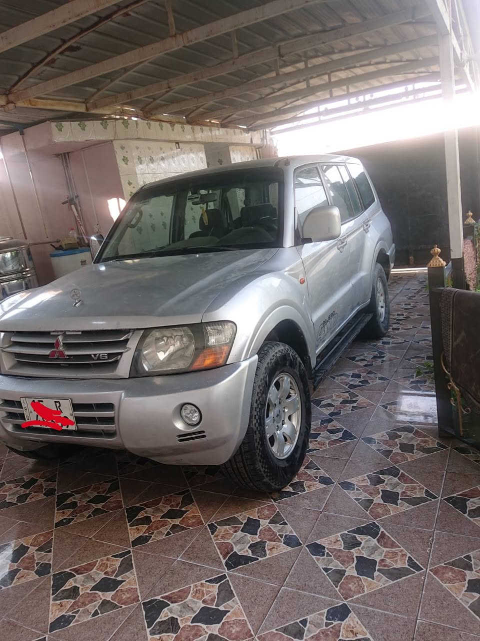 السلام عليكم
باجيرو 2002 محرك 3500 تجفيت جديد قبل 10 ايام 
رقم انبار  مشروع وطني تحويل ثاني يوم .. السيارة خير من الله مال جناي التفاصيل اتصال ***********.. السعر 75 وبيه مجال
