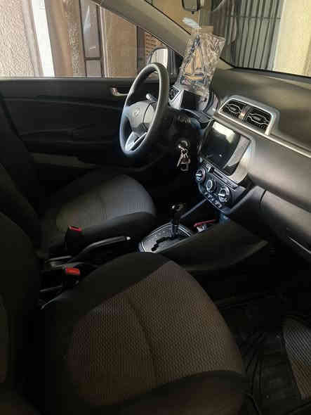 السلام عليكم هونداي رينا موديل 2020 خليجي مكفوله من الصبغ 
بيها طخات بسيطه ماشيه 125 
سياره مناقصها شي
مكاني السيديه 
السعر 95 ورقه وبيها مجال قليل 
***********
***********
