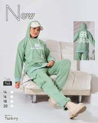 تخفيضات • ملابس نسائية • عمارة ابو باسم