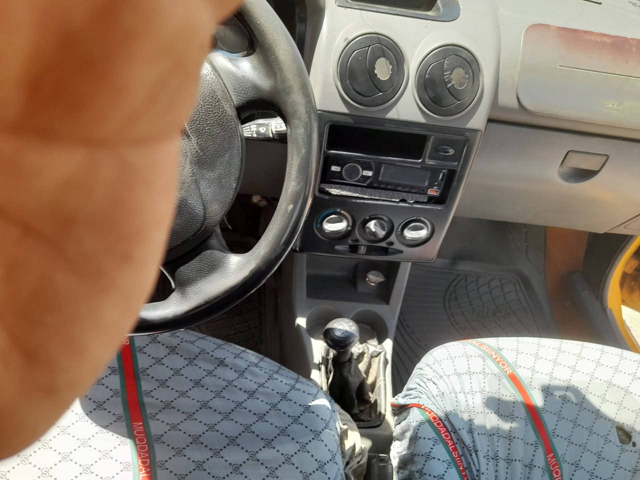 سلام عليكم سايبا مديل 2018 تبريد محرك صدر تايرات جديد سعر٤٣ وبيه مجال رقم صاحبه ***********
