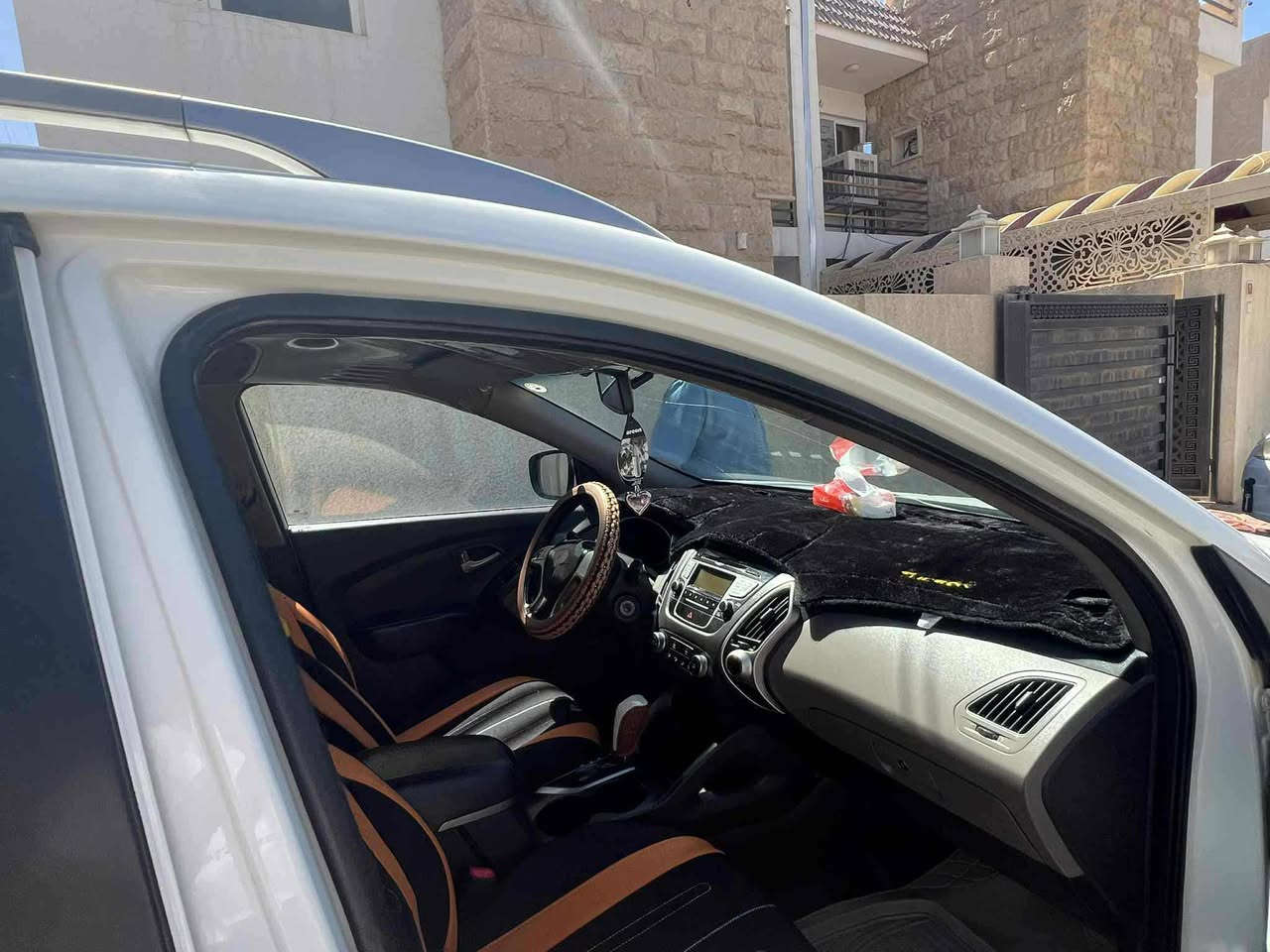 توكسان موديل ٢٠١١ رقم اربيل بسمي صبغ مابية محرك كير كله شرط سياره مال بيت العنوان تكريت ‭٠٧٧٣ ٥٥٥ ٧٤٨٥‬
