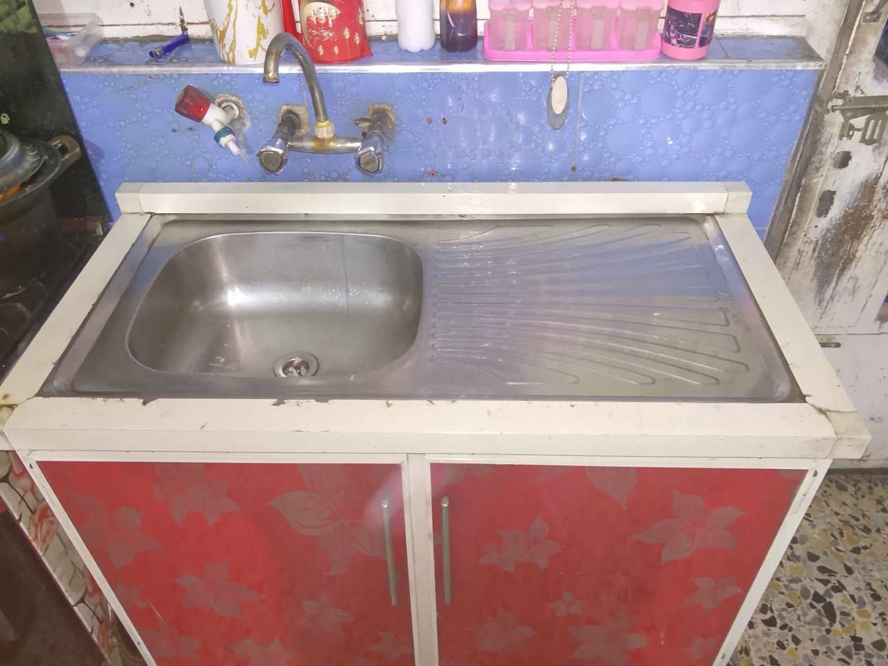 تخم ٨ مقاعد سعره ١٩٠
وكاونتر سعره ١٧٥ بي ضرر بالباب مأشر ورجل وحدة مال السنك العنوان بغداد الكمالية


**إذا كنت صاحب هذا الإعلان وتريد حذفه لأي سبب، رجاءا أرسل رسالة إلى الدعم الفني**