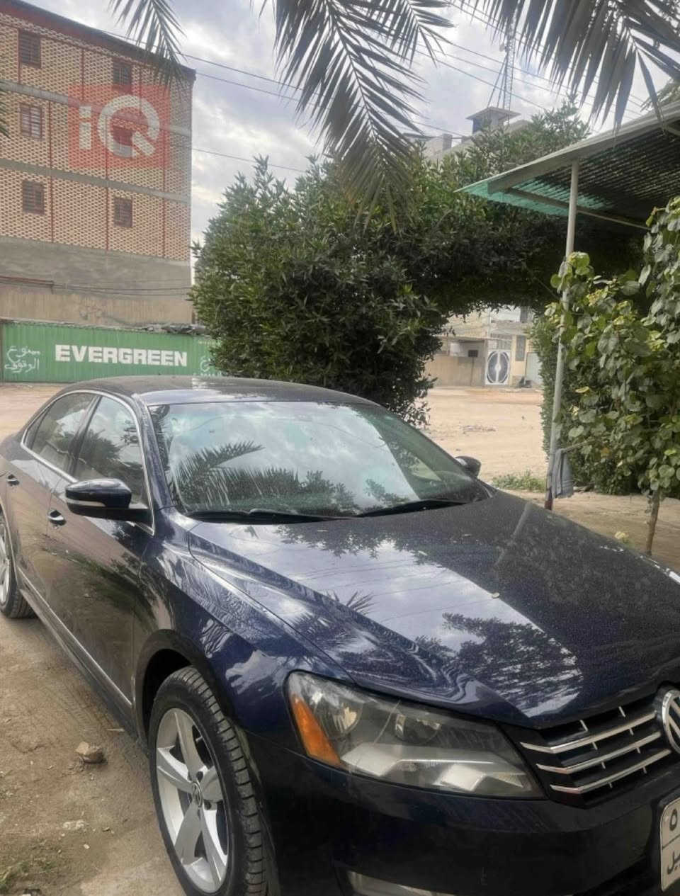 ⸻

🚘 للبيع – فولكسفاغن باسات 2016 خليجي فول
🔧 محرك 5 سلندر قوي واعتمادي

▫️ ماشية: 212 ألف كم
▫️ بصمة تشغيل + دخول ذكي
▫️ فتحة سقف
▫️ كشنات جلد
▫️ تكييف مكانين بارد ❄️❄️
▫️ كامره خلفية
▫️ كير ومحرك شرط الفحص ان شاء الله 
▫️ السيارة جاهزة وما تحتاجلك كل شي 

🔴 ملاحظات 
▪️ طختين بلجاملغ الامامي والخلفي خفيفات (بارد)
▪️ صبغ عتب جوه الباب صبغ تجميلي فقط

💵 السعر خاص


**إذا كنت صاحب هذا الإعلان وتريد حذفه لأي سبب، رجاءا أرسل رسالة إلى الدعم الفني**