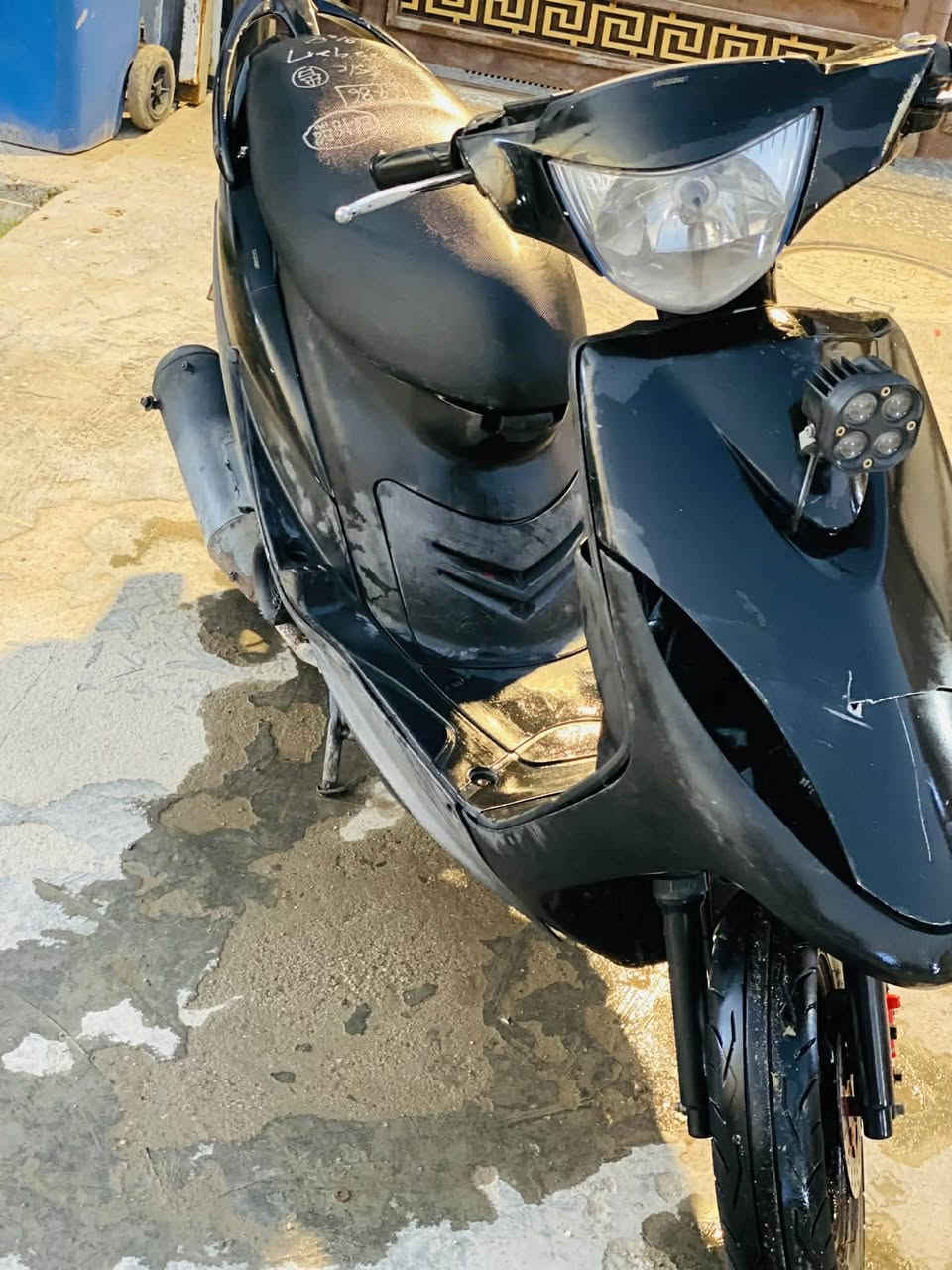 سلام عليكم شباب دراجة ماكس البيع محرك بلادي كهربايات كل شغال محرك ناعم لا تنقيص ولاتبخير  ماعة الكفر المامي مكسور مبين بل صور وراق كاملة مكلف بل نشر فقط هاذة رقمي راعيهة  بي واتساب  ***********
