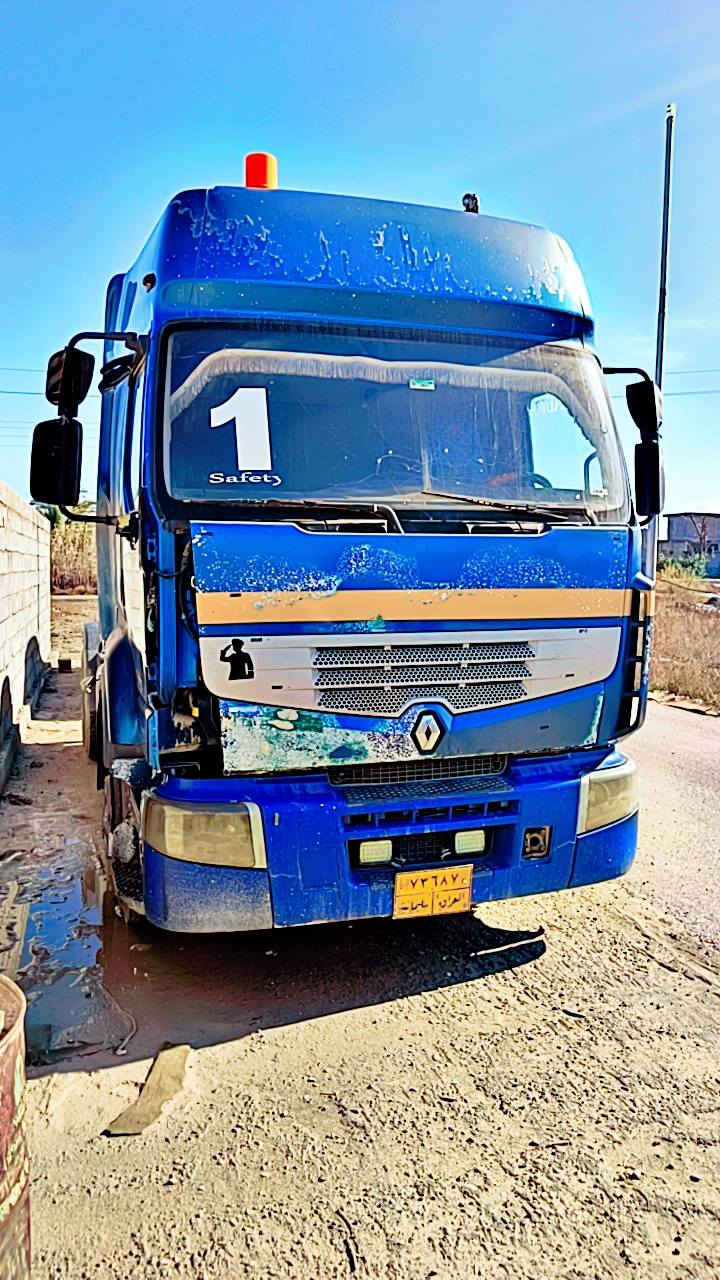 سلام عليكم اخوان للبيع فقط رينو 2001 انجكتر مربوطة صهريج كاملة هية وتانكيها راس تخم تاير تانكي نقص زوجين سيارة شغالة وجاهزة للشغل رقم سليمانية سنوية منتهي صار شهر طوناج جي بي اس كلة شغال مكيلة سلامة سنتين بيهة منضومة بويلر كاك ابو 6 سعر السيارة 130وبيها مجال عنوان السيارة بغداد التاجي 
رقم الهاتف ‏‪***********‬‏ / ‏‪***********‬‏
