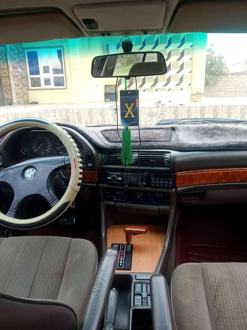 للبيع موديل 92 السعر 50 بيها مجال قليل استفسار على *********** اتصال او واتساب
