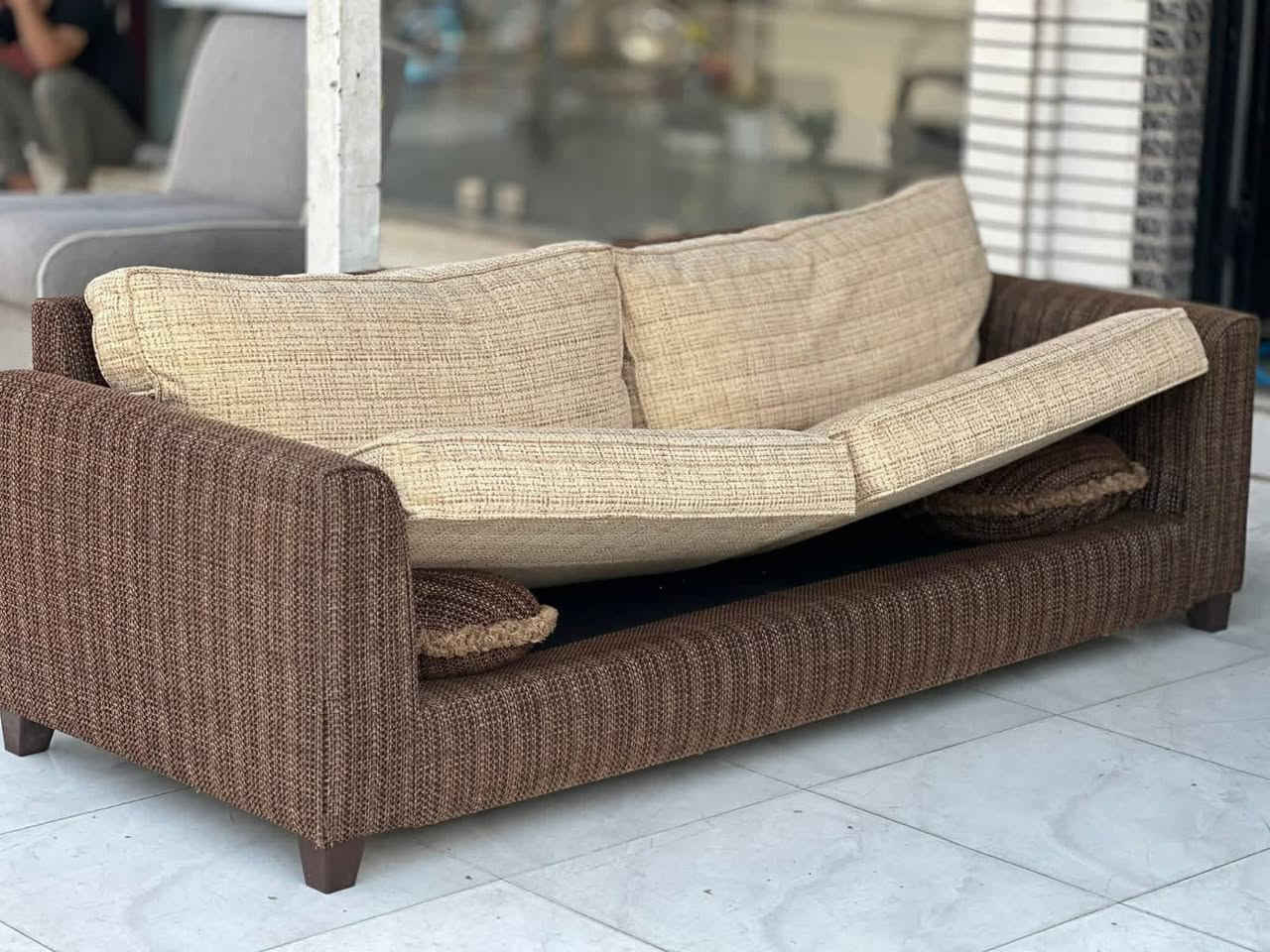 وصول الحاويه يوم الخميس ٣/١٢


**إذا كنت صاحب هذا الإعلان وتريد حذفه لأي سبب، رجاءا أرسل رسالة إلى الدعم الفني**