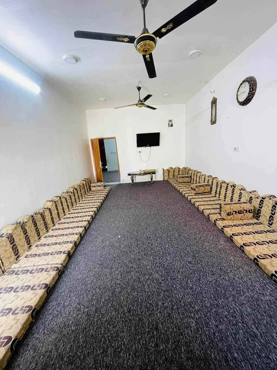 دار سكن للبيع 🏠 طابو زراعي سند 25  300 متر  بااسمي بي  🌹
  وراء عمارات الزيتون غرفتين🛌🛌 نوم وصالتين وبراني ومطبخ🌹 وصحيات داخليه وخارجيه وطارمه 8 *12 وبي محل بالمقدمه الاساس كونكريت رفت السطح شتايكر + ايزو كام بيت كلش حلو ونظيف سعره حلو 43 بيه مجال شراي بخير وتدلل 🌿♦️🌹
وبي خطين كهرباء 
#اي استفسار اكثر واتساب ☎️
#الاتصال‏‪***********‬‏📞
#الثاني‏‪***********‬‏☎️
