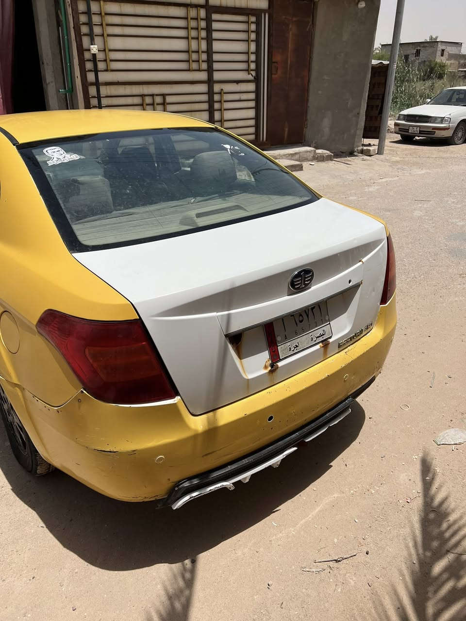 السلام عليكم
سيارة فاو صيني B50 گير ومكينة كورلا حجم المكينة 1600 سيارة مال شغل مرتبة تجي وتشوف وتفحص البدي شوف العين السعر 22 ورقة وبيهه مجال للشراي رقم بصرة سنوية موجودة سيارة اصولي العنوان بصرة شط العرب ***********
