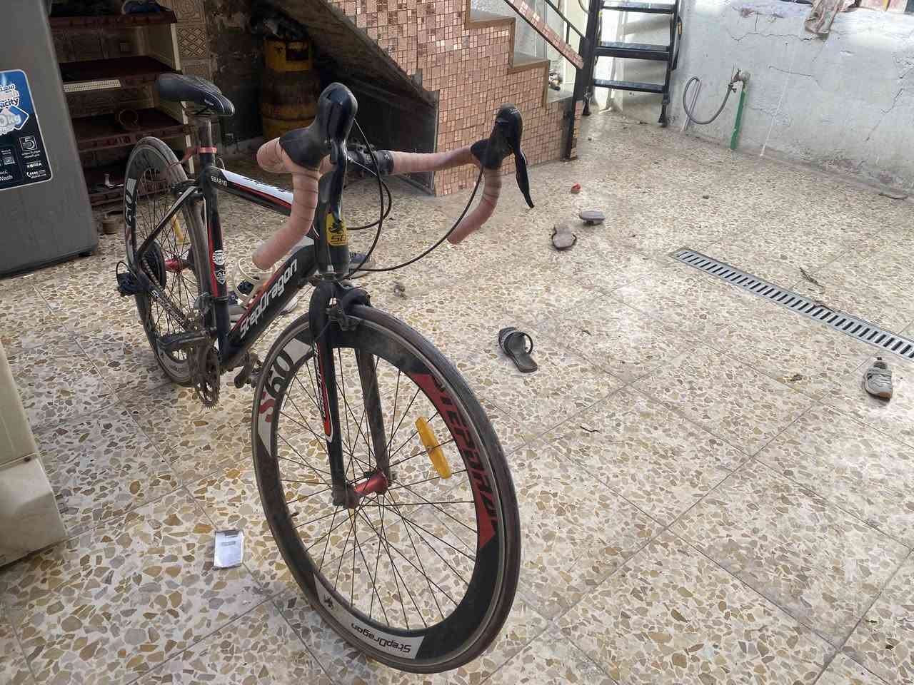 بايسكل مال سباق للبيع نظافه 90‎%‎السعر 200 وبي مجال شغال


**إذا كنت صاحب هذا الإعلان وتريد حذفه لأي سبب، رجاءا أرسل رسالة إلى الدعم الفني**