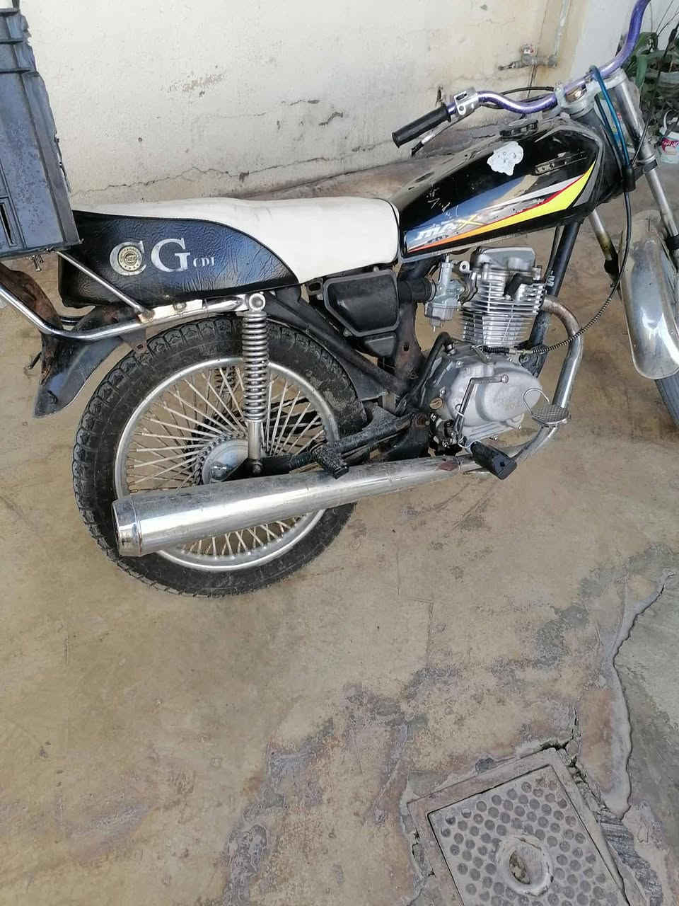 السلام عليكم مطور للبيع محرك نضيف شاصي شرط كهربايت ماكو يشتقل هندر واحد ☝تيرات جديد السعر 250او بي مجال للشراي خابر او دلل ***********ملاحضه مكلف بل نشر
