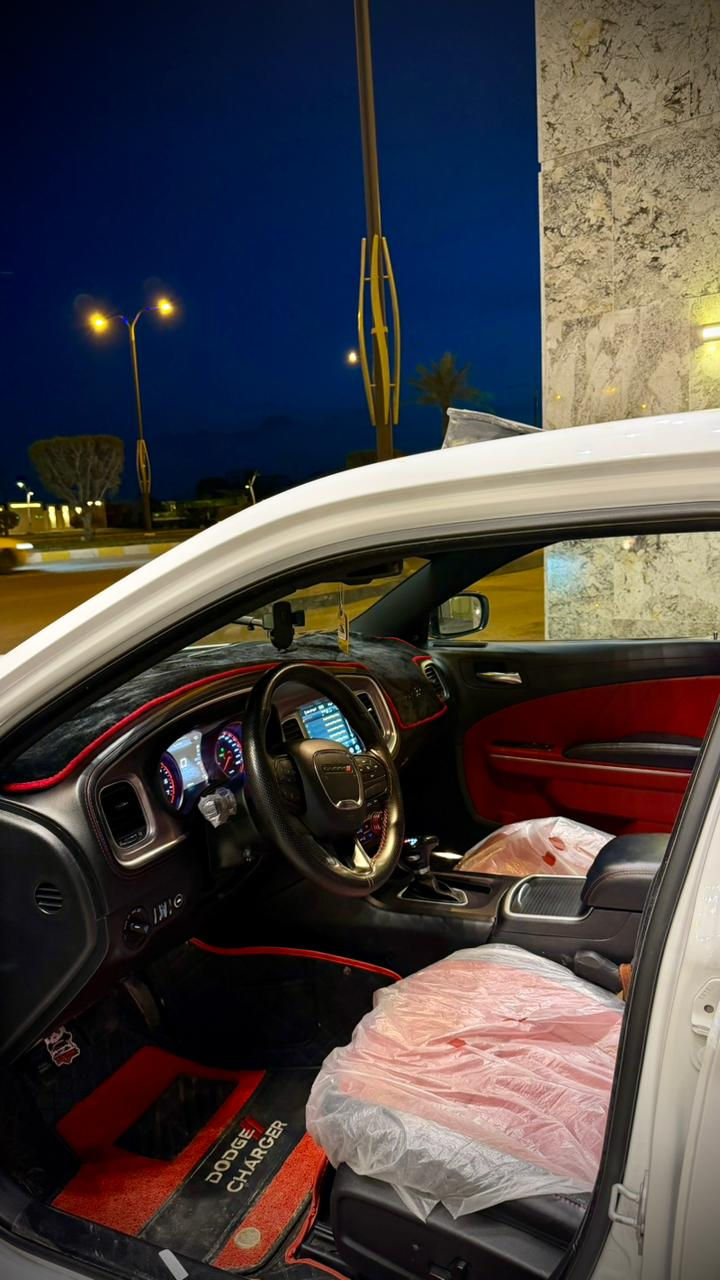 جارجر  GT PIUS. 2022.  ( خـليـجـي )

اللون: ابيض خليجية وكالة هارلم 
 رقم بغداد  تحويل. 
٦سلندر محرك(٣٦٠٠)
سلايد(فتحة قمارة)
كراسي جلد لونين
كرسي كهرباءتدفئه  تبريد 
خزن ميموري 
كراسي سپورت(حضن)
شاشة كبيرة
رادار امامي + رادار جانبي
نظام_مساعدة_بدء_التشغيل_على_المرتفعات
نظام_التحكم_بالاداء
نظام_قياس_قوة_المحرك
نظام_التحكم_بالانطلاق
نظام_اعداد_نمط_القيادة
شاشة عرض الاعطال
تشغيل عن بعد
كروس سرعة
فول تحكم استيرن(جهتين امامي+جهتين خلفي)
شفتات كير بالاستيرن
دبل كير(عادي+أوتوماتيك)
ناقل حركة ٨ نمر
نظام_SUPER_TRACK_PAK
نظام_سپورت_SPORT
نظام مانع انزلاق ABS
حساس خلفي
مرأة الجانبية هيتر
لد نهاري
ملاحظه : بيها بارد صغير
للاتصال على الأرقام التالية/‭٠٧٥١ ٥٧٥ ٥٦٢٢‬
‭٠٧٨٦ ٤١٢ ٣٣٢١‬/ ‭2
