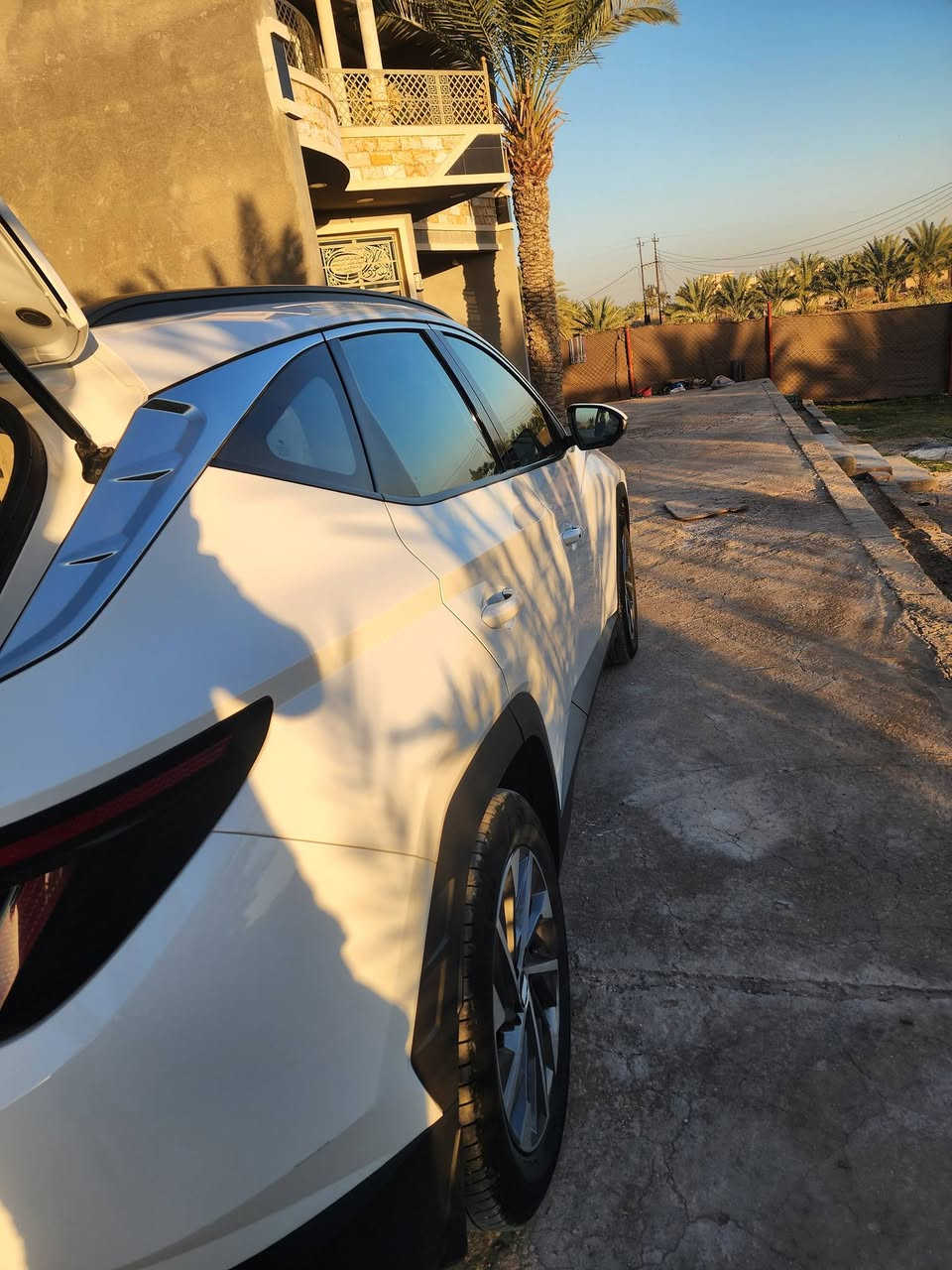 سلام عليكم توسان موديل 2024 ماشية 30ألف كفالة عامة حتة من جكة السعر 220
لتصال***********
