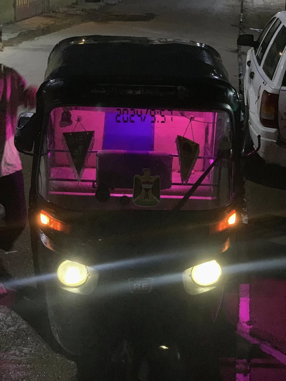 سلام عليكم تكتك موديل 18 بيه محرك 2021 تكتك كلشش حلوه بس يراد شوي صرف عليه و مكينه بيه نضوج هل ايام كامت تنضح والله تكتك كلش حلوه و اقره منشور عدل و خابرني  وكلشي مبدل بيه و جديد بس نضوح بقه مكاني تكتك اوراق كبل ترقم سعره٣١٠٠وبيها مجال بسيط *********** رقمي
