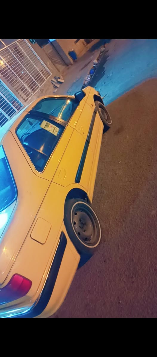 سلام عليكم بيجو بارص مديل 15 
السياره امصفره هيه او غرامات
السنويه ل27
السياره جهزه مكينه اوكير او حداديه 
تبريد ثلج تدفه تخم ويل صبغ حراره تخم تاير
مشط استيرن جديد
بها شبره صبغ بل جاملغ الكدام صبغ او جملغ الوره بي صبغ
او دورجاملغ صبغ ول باقي مكفول 
سعر السياره 37المكان كوفه حي ميسان 
رقم الهاتف ***********
