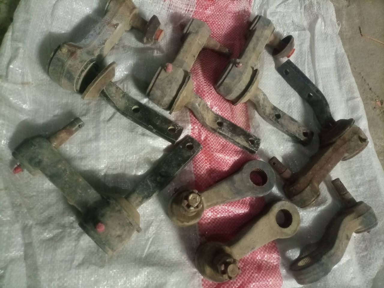 ادوات امريكي للبيع الحاجه التعجبك اخذله صوره وانطيك السعر الاتصال *********** العنوان ناصرية ويوجد توصيل
