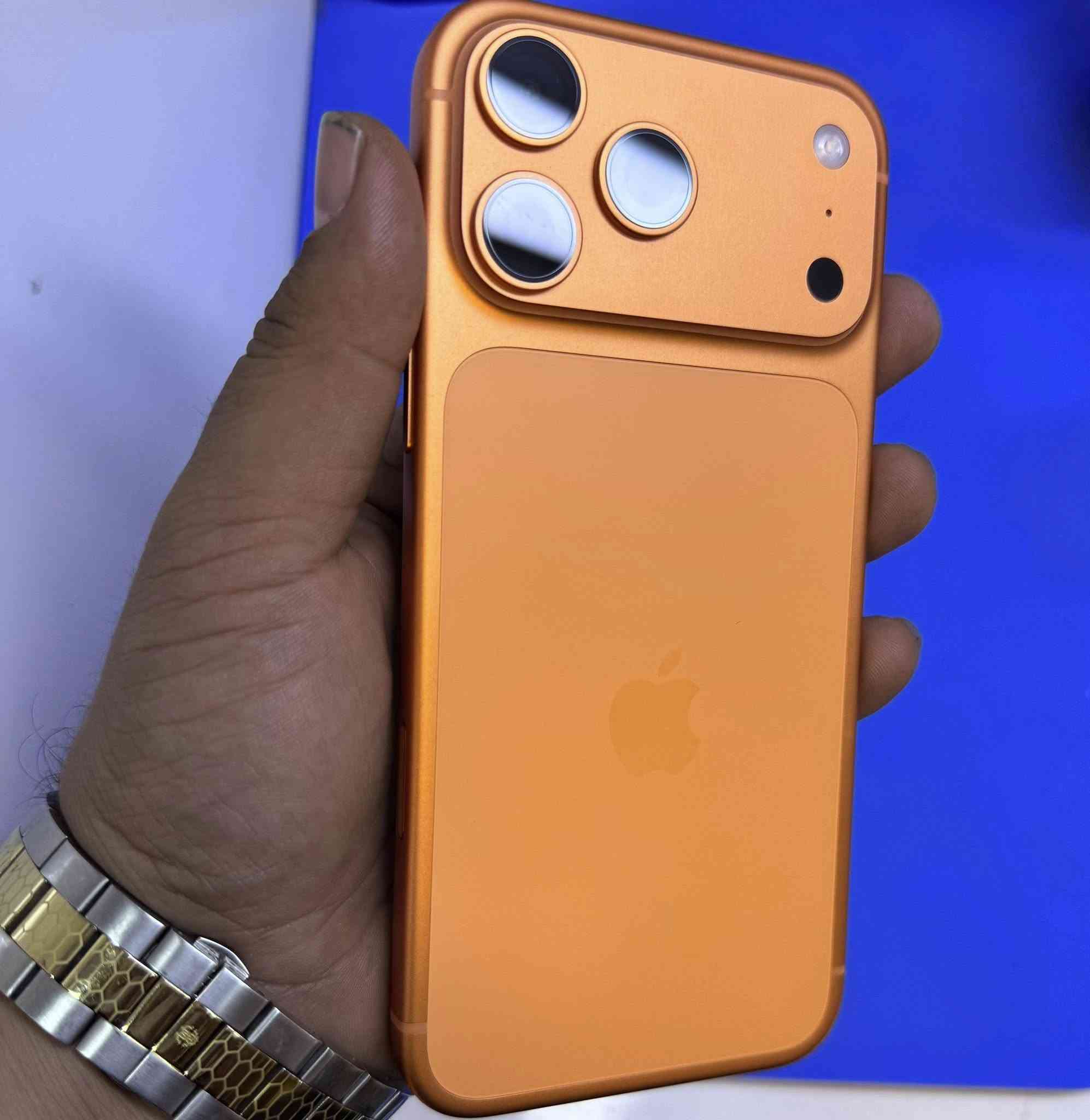 17promax عربي ماستر AFA
الذاكرة 256-البطارية 100 عدد الدورات 30
نظافة الجهاز 100%بعده داخل ضمان ماستر مكاني بغداد  السعر 2225
للاستفسار/***********0
مامتوفر على الفيس بوك
